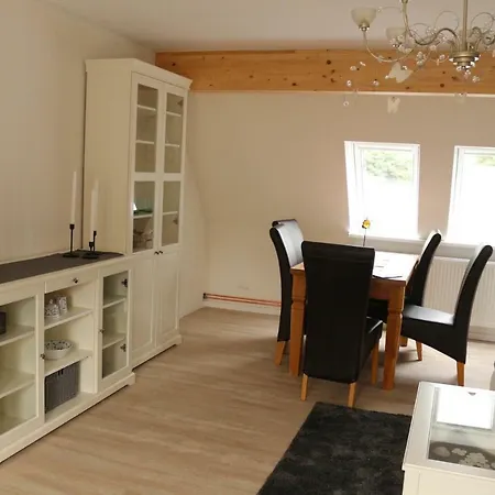 Daire Freds Wohnung, Mit Seeblick *