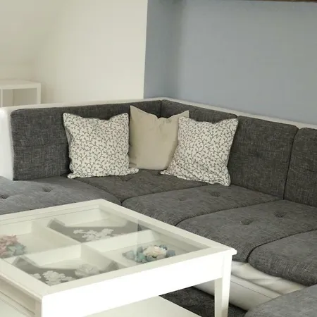Freds Wohnung, Mit Seeblick Daire *
