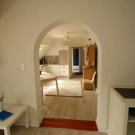 Daire Freds Wohnung, Mit Seeblick Westensee