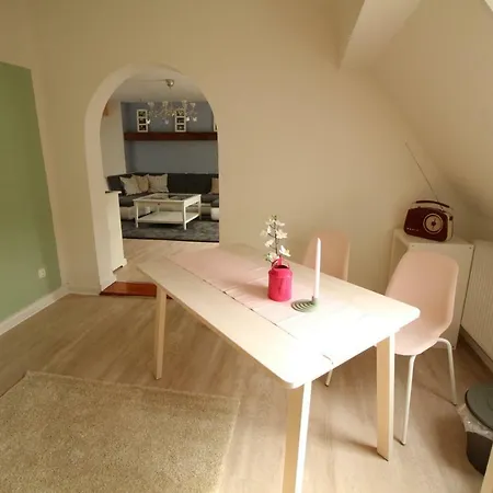 Daire Freds Wohnung, Mit Seeblick *