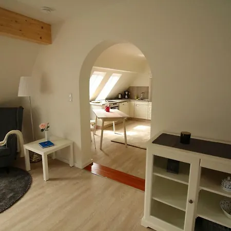 Freds Wohnung, Mit Seeblick Westensee
